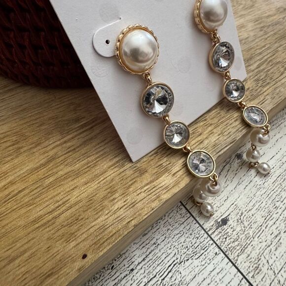 Isaac Mizrahi New York Elegant Dangle Earrings NWT - Picture 3 of 4